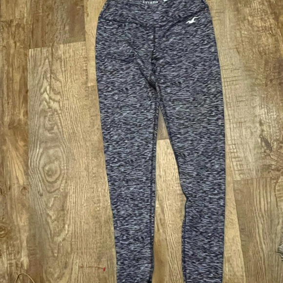 Hollister Co. Women's Grey Leggings - Picture 1 of 5